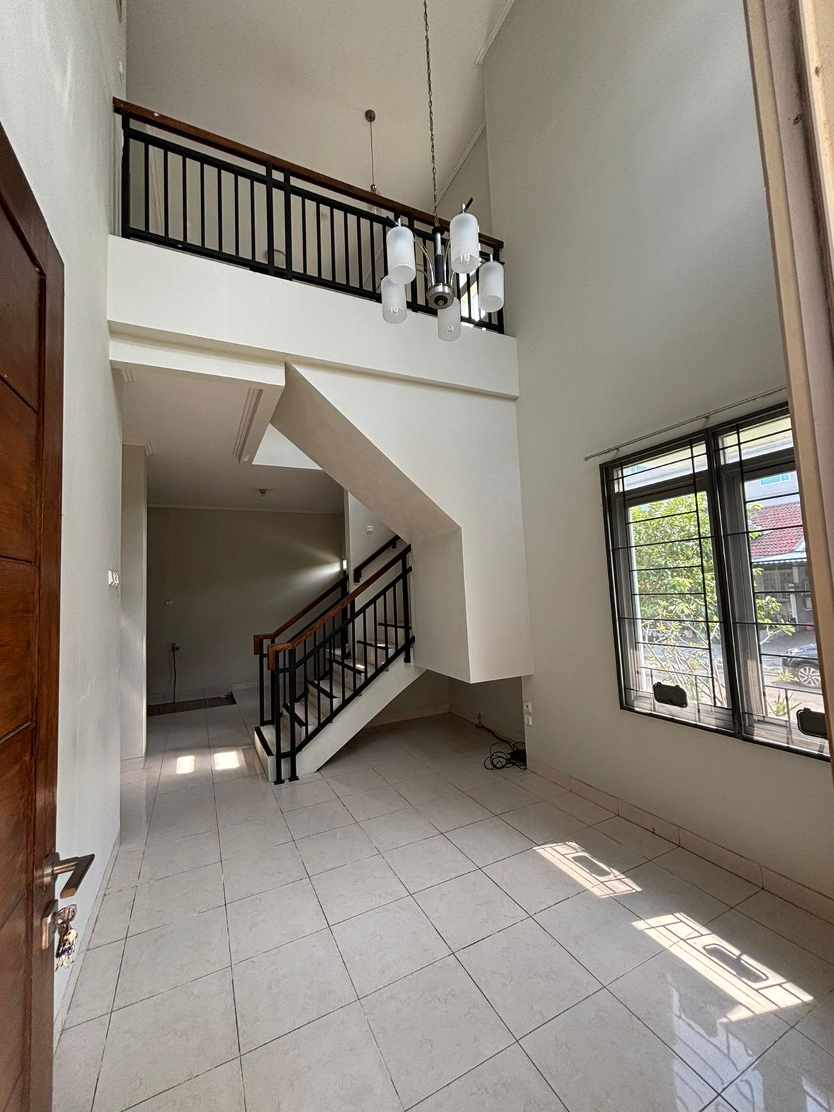 Rumah Dijual di Cluster Taman Simpruk Lippo Cikarang